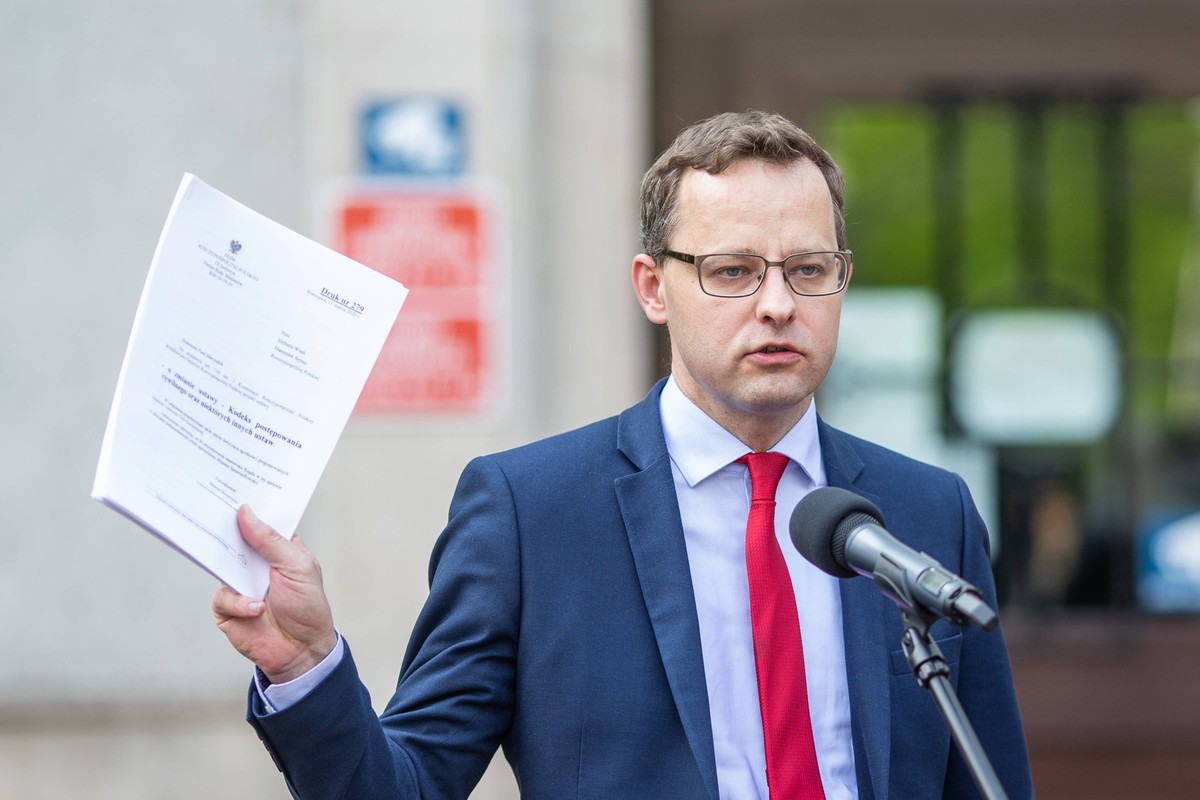 Prokurator Generalny Marcin Warchoł