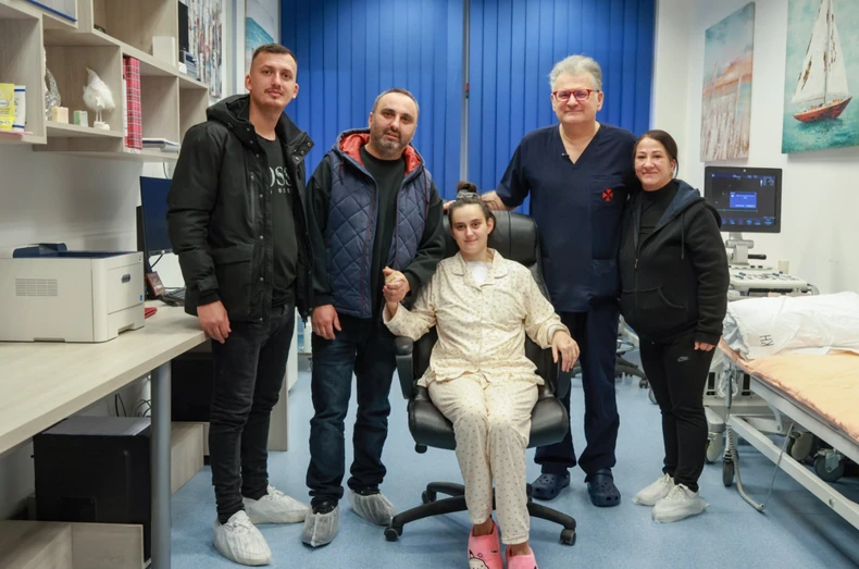 Niški lekari u UKC Niš i Herolinda 