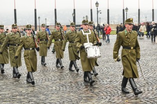 Kontrowersyjne czystki w węgierskiej armii. Polska ma zupełnie odmienne podejście