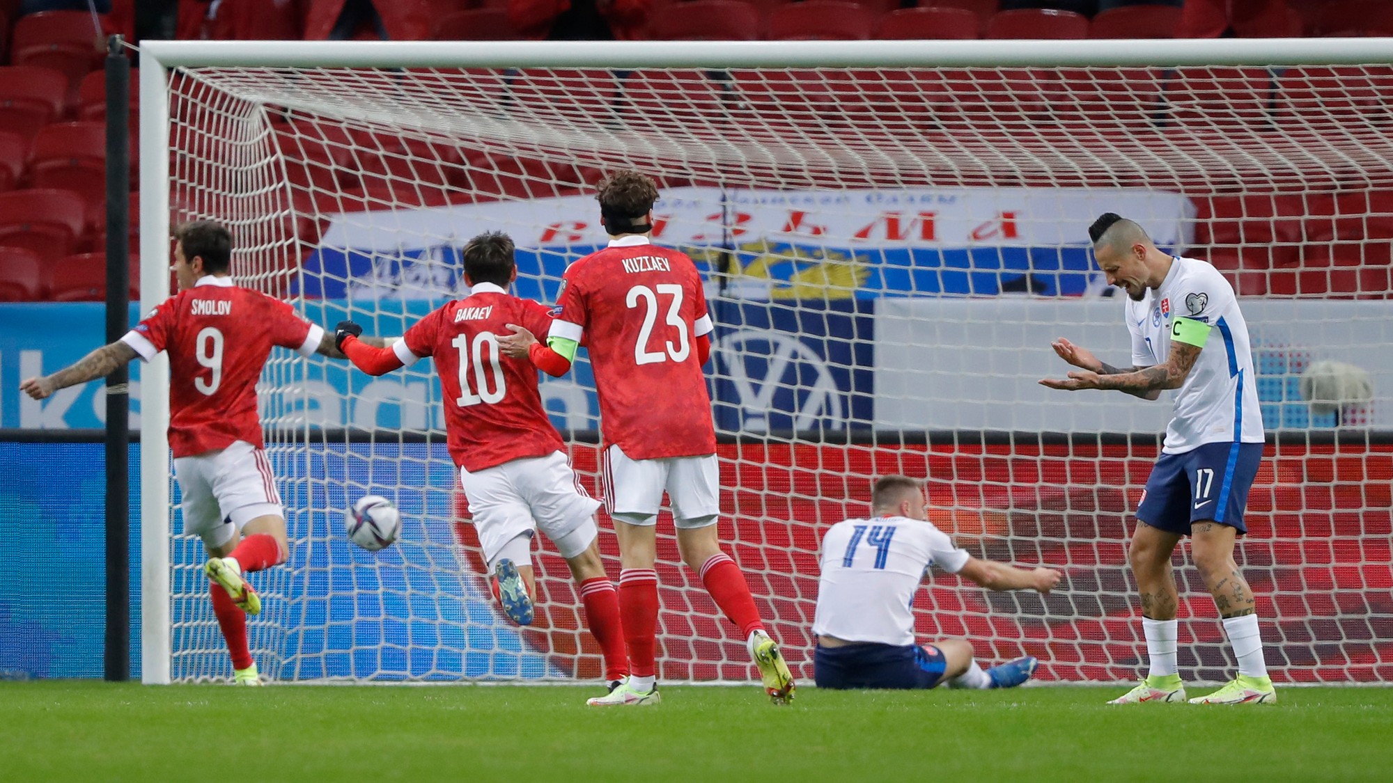 Счёт матчей по футболу сегодня. Зенит бетис 0 0. Ставки на точный счет. 1 матч счет. 1 матч счет.