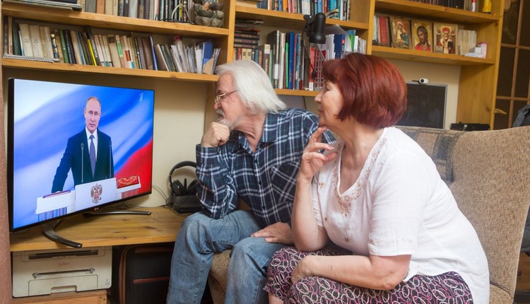 Nazistowska" Ukraina z żydowskim prezydentem? Oto dlaczego Rosjanie "łykają" te brednie