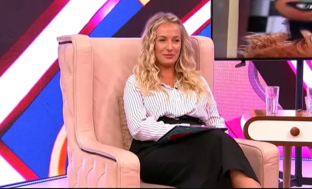 Milica Veličković u ulozi voditeljke