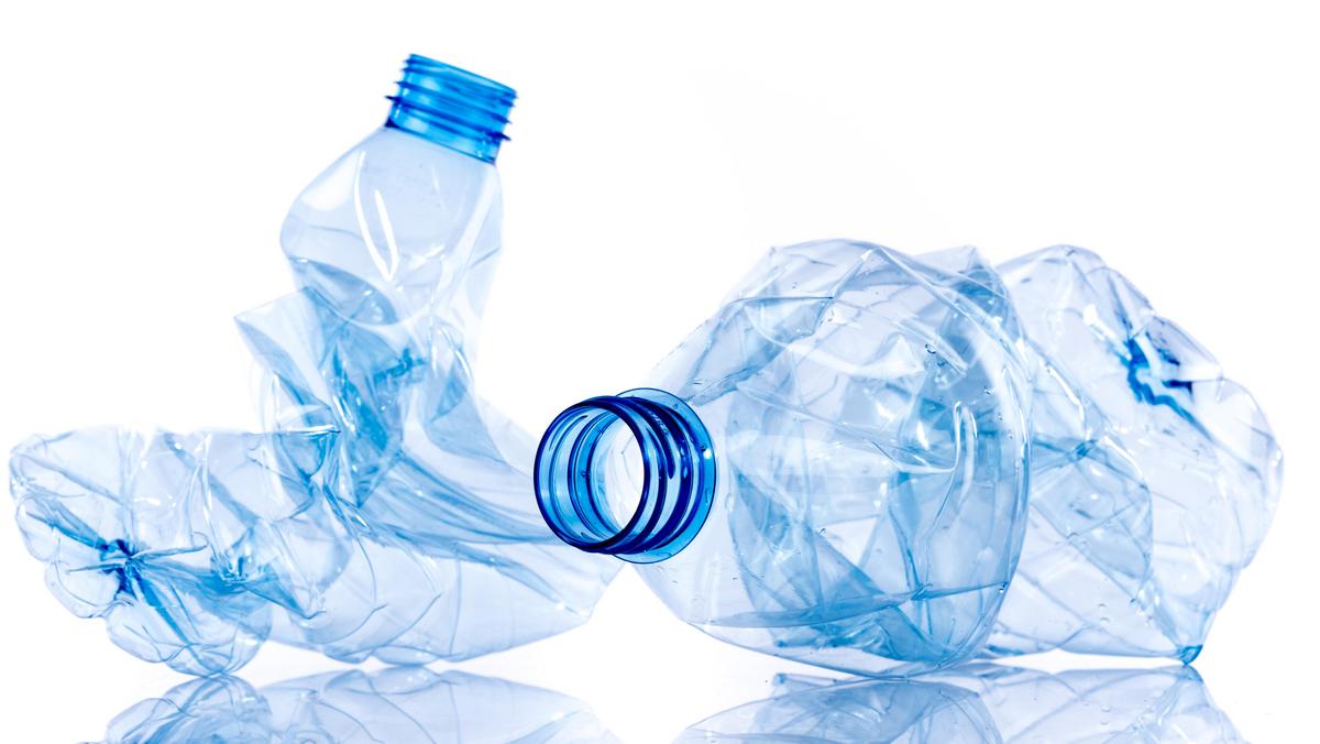 butelki z plastiku
