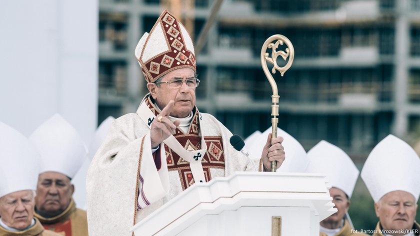 Gliński nakręcił sobie kłopot