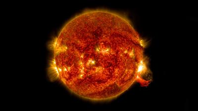 Sun Emits Mid-Level Solar Flare