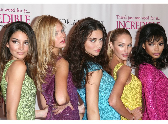 Od lewej: Lily Aldridge, Erin Heatherton, Adriana Lima, Candice Swanepoel i Chanel Iman