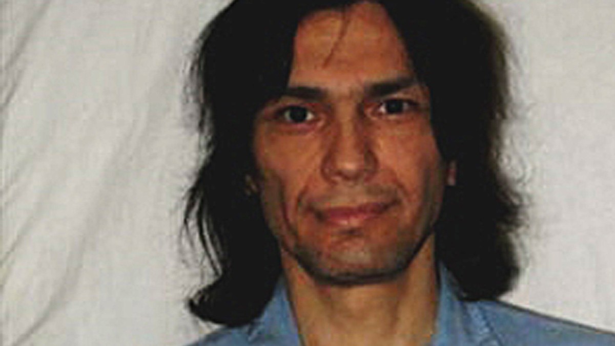 W piątek 7 czerwca w szpitalu w kalifornijskim Greenbrae w wieku 53 lat zmarł Richard Ramirez — osławiony "Nocny łowca", satanista, który terroryzował w 1985 r. Kalifornię i zamordował co najmniej 14 osób.