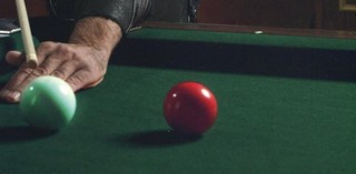 Juan Gabriel Vasquez 'Hałas spadających rzeczy' - recenzja