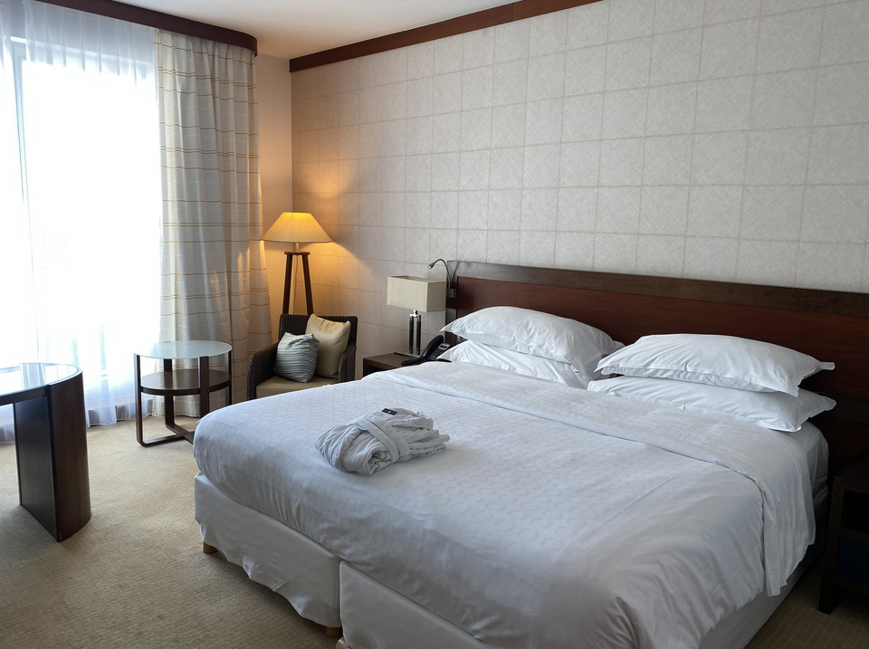 Sheraton Sopot Hotel – pokój typu Superior z jednym łóżkiem typu king size