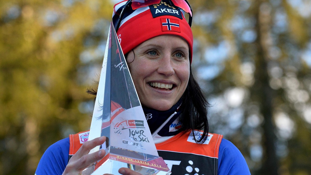 Zaledwie pięć miesięcy po urodzeniu dziecka Marit Bjoergen znowu pojawiła się na zgrupowaniu reprezentacji Norwegii. Wielokrotna medalistka igrzysk olimpijskich i mistrzostw świata z kadrą trenuje na specjalnych zasadach, ale jej koleżanki z drużyny zgodnie przyznają, że imponuje formą.