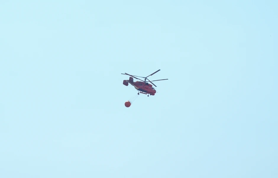 Kamov Ka-32 gasi požar u Deliblatskoj peščari 