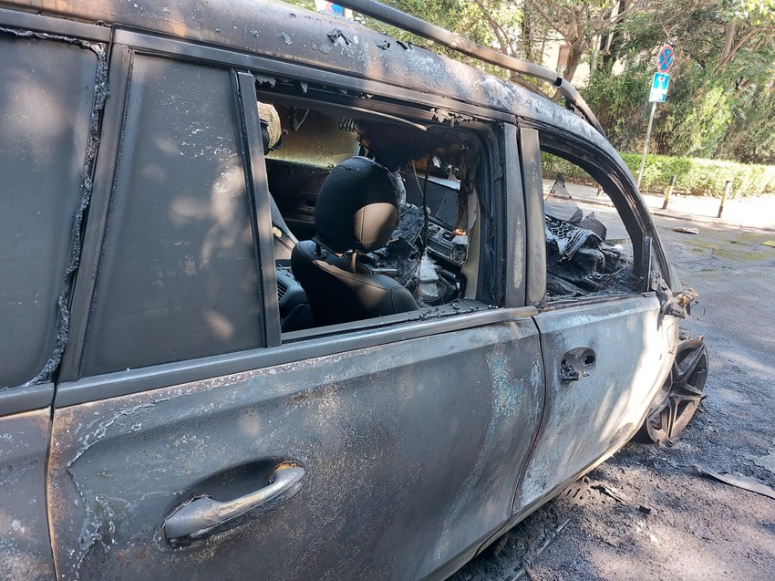 Zapaljen automobil u Palmotićevoj ulici 