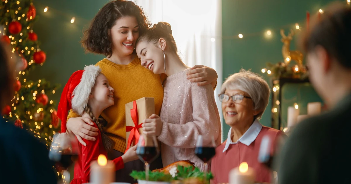 Życzenia na święta Bożego Narodzenia 2025. Mądre, piękne, niepowtarzalne i krótkie życzenia bożonarodzeniowe