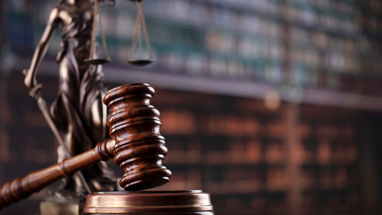 Prokurátor Alexander Bíró dostal za šoférovanie pod vplyvom alkoholu peňažný trest. (ilustračné foto)