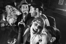 Upala sam na ŽURKU ZA ELITU: Vrata su se zatvorila tačno u 11, skinuli smo se, a onda sam videla stvar KOJU NIKAD NISAM ZABORAVILA