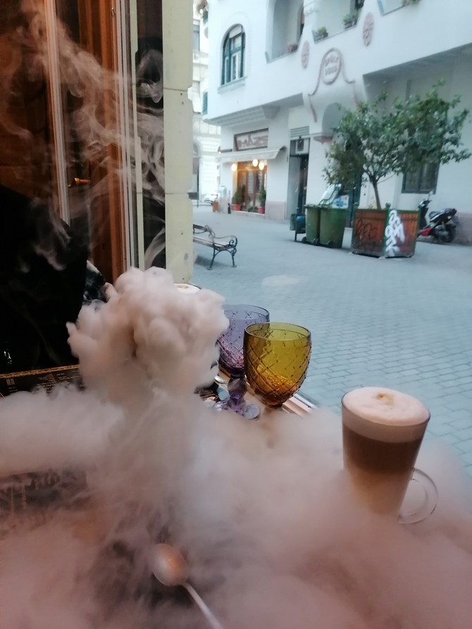 Magični napitak u Hari Poter kafiću