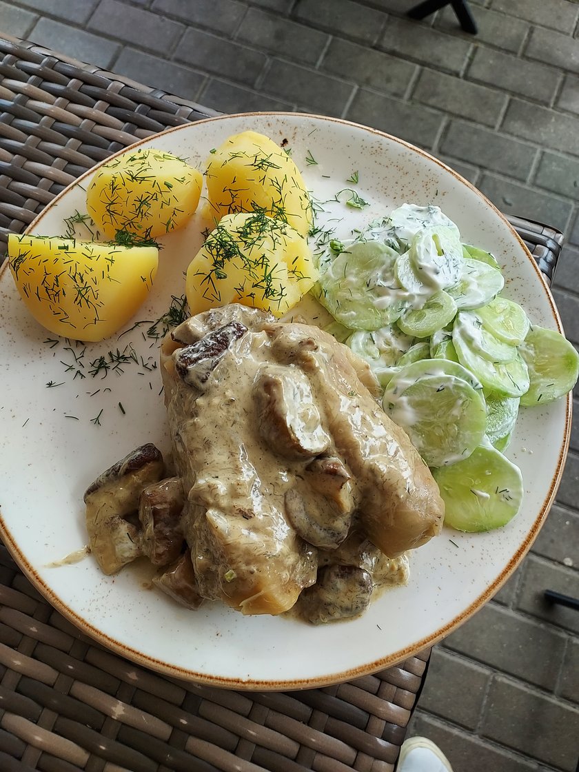 Na rydze do lasu czy do restauracji? Sprawdzamy drugą opcję. Mamy też kilka podpowiedzi, jak przygotowywać te pyszne grzyby w domu