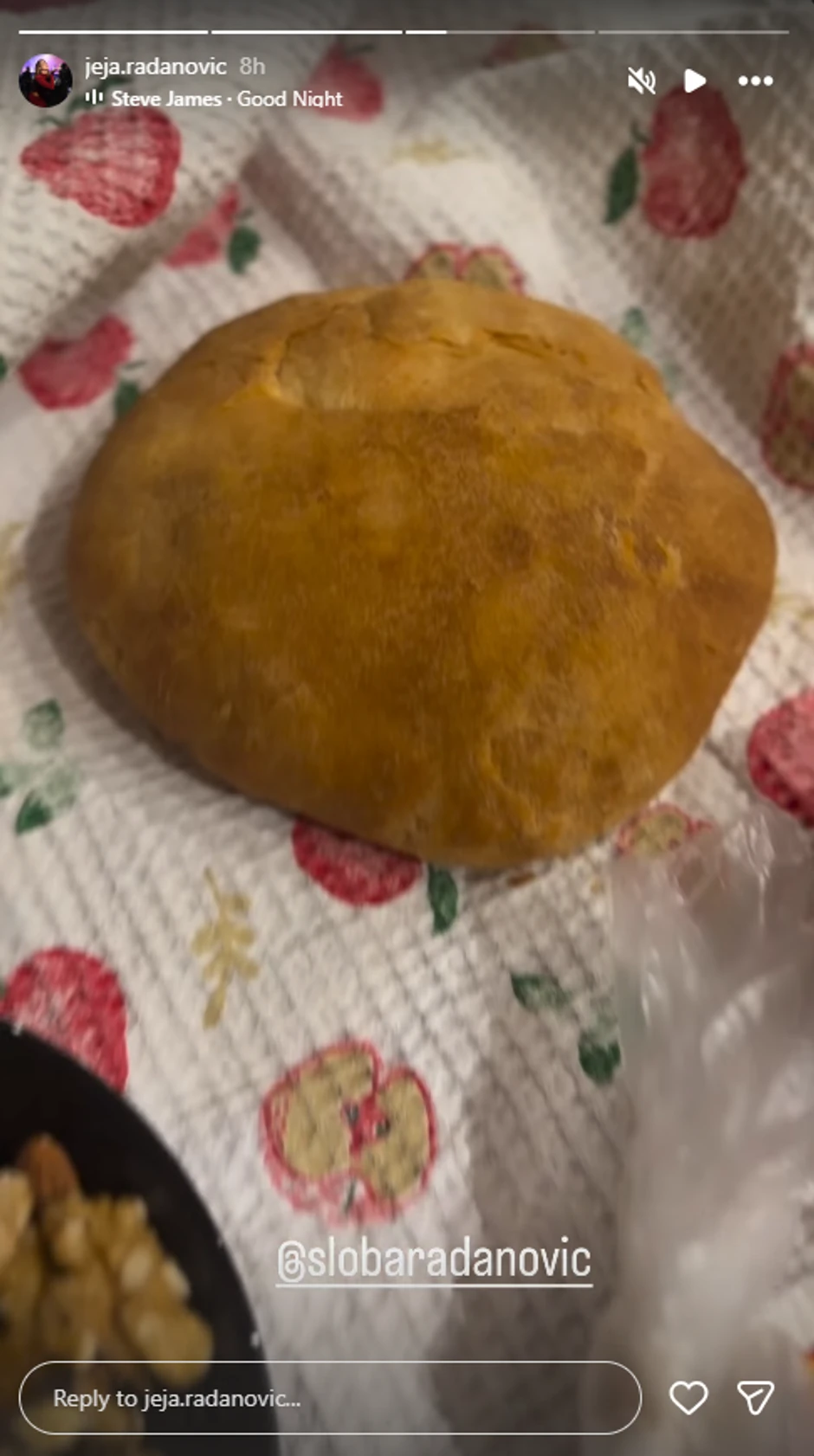 Jelena ovako priprema trpezu za badnji dan