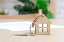 Skarbówka przyznaje: przedsiębiorca może rozliczać najem prywatny poza firmą