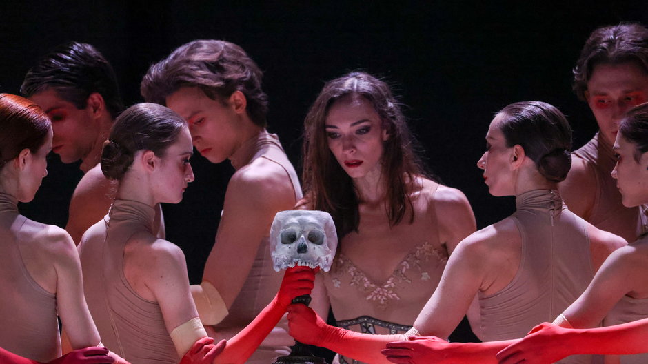 Olga Smirnowa jako "Małgorzata" podczas próby generalnej baletu "Mistrz i Małgorzata" na Nowej Scenie Teatru Bolszoj