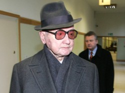 Kaczyński nie przyjdzie do Pałacu, ale Jaruzelski tak