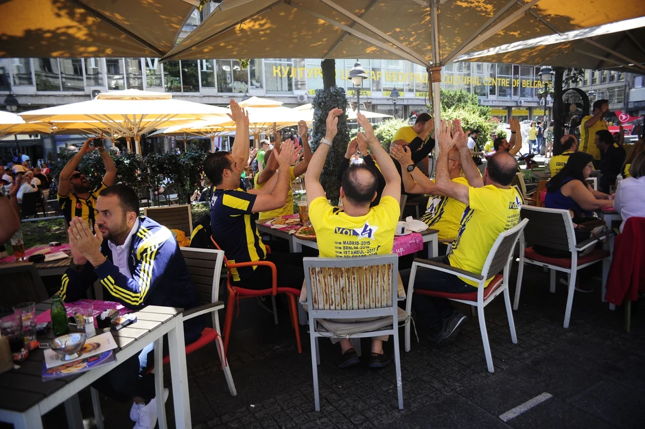 Navijači Fenerbahčea u centru Beograda