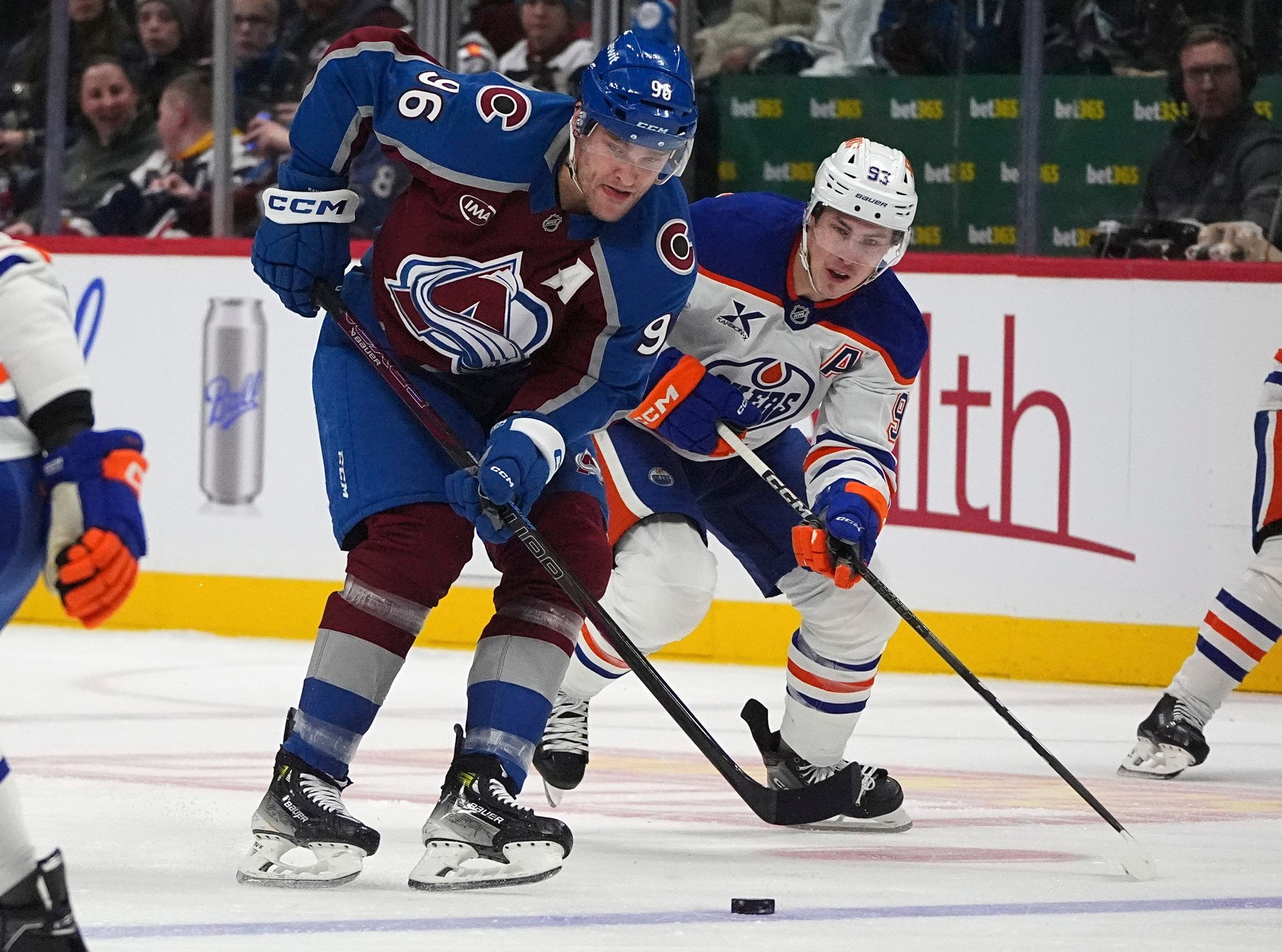 Fínsky hokejista Mikko Rantanen (Colorado Avalanche).