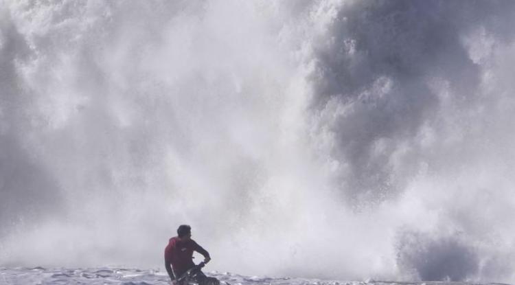 Poszeidón pokla - Ahol akkora hullámok vannak, hogy elvinné a házad - Videó