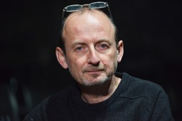 Dyrektor Teatru Powszechnego o nowym sezonie 2018/19: Chcemy opowiadać o końcu świata ojców
