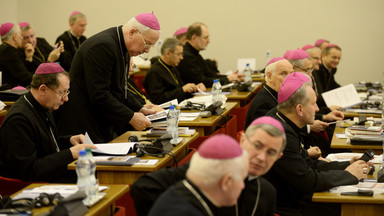 Sondaż: większość Polaków uważa, że episkopat powinien podać się do dymisji