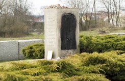 Kandydat na prezesa IPN: Instytut powinien ponownie zbadać mord w Jedwabnem