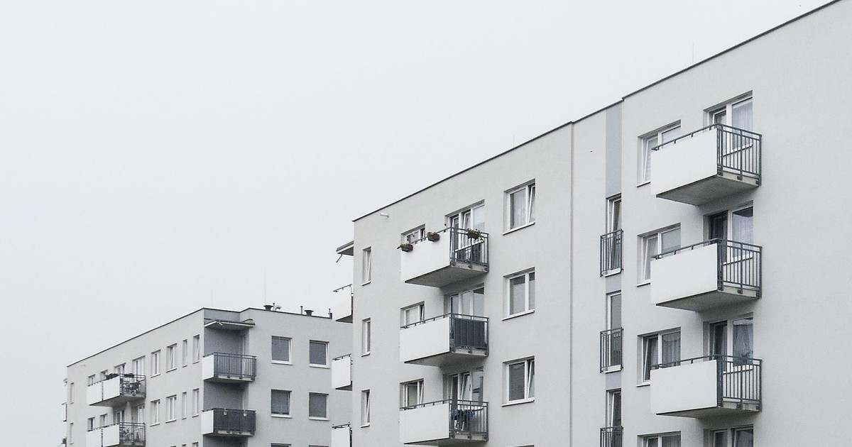 Oszustwo na czynsz. Pisma wyglądają jak prawdziwe. Jeden szczegół zdradza fałszywkę
