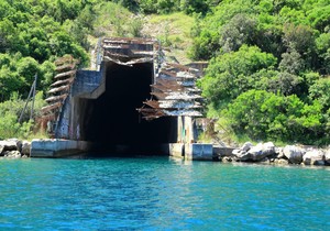 Podmornički tunel u Boki kotorskoj
