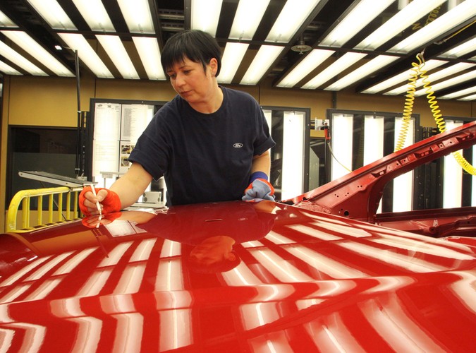 Zakład Forda w Saarlouis w południowo-zachodniej części Niemiec świętuje oficjalny początek produkcji focusa nowej generacji