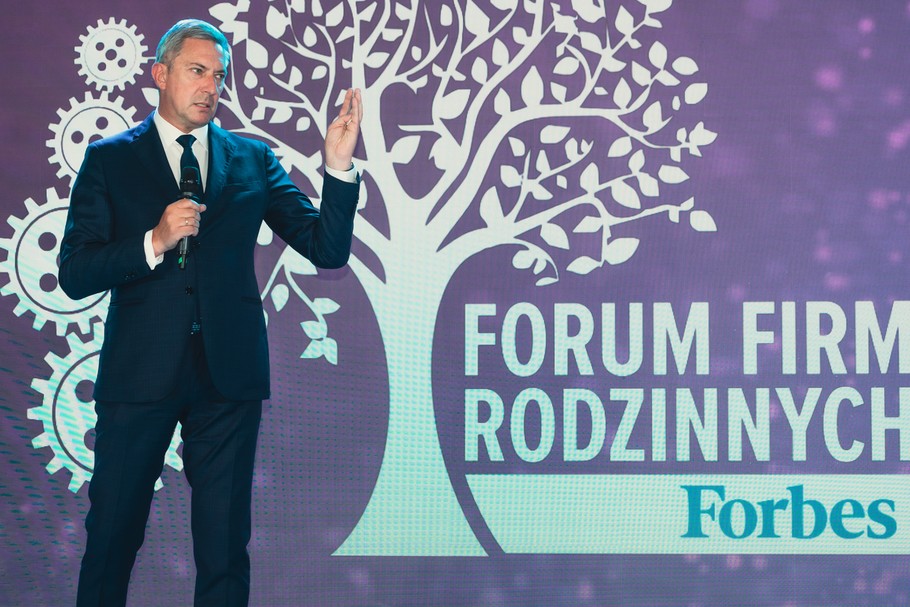 Paweł Zielewski, redaktor naczelny Forbes Polska, podczas Forum Firm Rodzinnych 2021