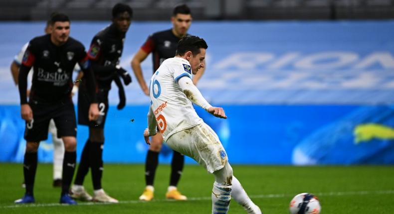 Florian Thauvin takes and misses a penalty in Marseille's defeat to Nimes