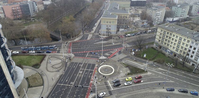 Plac Orląt Lwowskich w pełni przejezdny