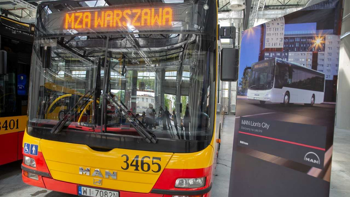 Będą ekologiczne i nowoczesne oraz wyposażone w klimatyzację, biletomaty i monitoring. W przyszłym roku na ulice Warszawy wyjedzie 80 nowych autobusów na gaz. To rekordowy zakup w historii MZA. Dziś podpisano umowę w tej sprawie.