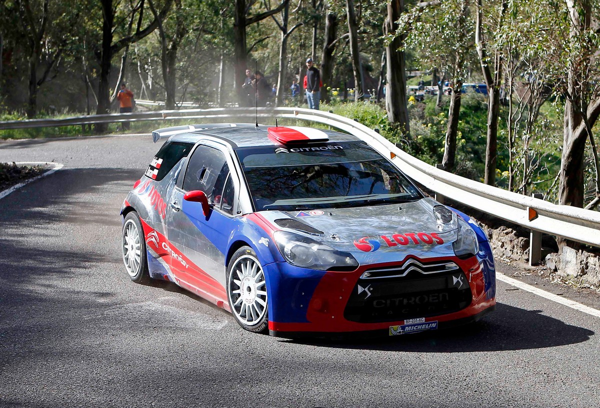 Niesamowity Kubica! Polak liderem Rajdu Wysp Kanaryjskich
