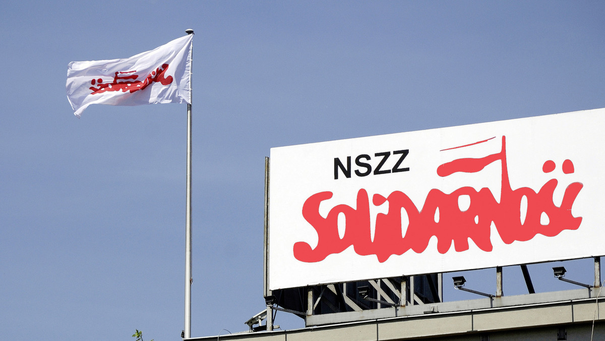 Podlaska "Solidarność" zaapelowała o głosowanie na kandydatów Zjednoczonej Prawicy w niedzielnych wyborach do PE. "Głosujmy na kandydatów wyczuwających instynktownie wszystkie problemy i oczekiwania mieszkańców tego regionu Polski" - napisali związkowcy w wydanym wczoraj apelu.