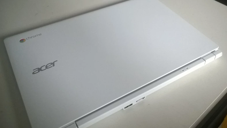Chromebook Acer CB5-311 - góra