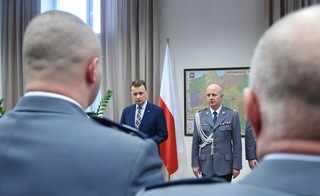 Błaszczak: Rząd unieważnił dokument dotyczący polityki migracyjnej Polski