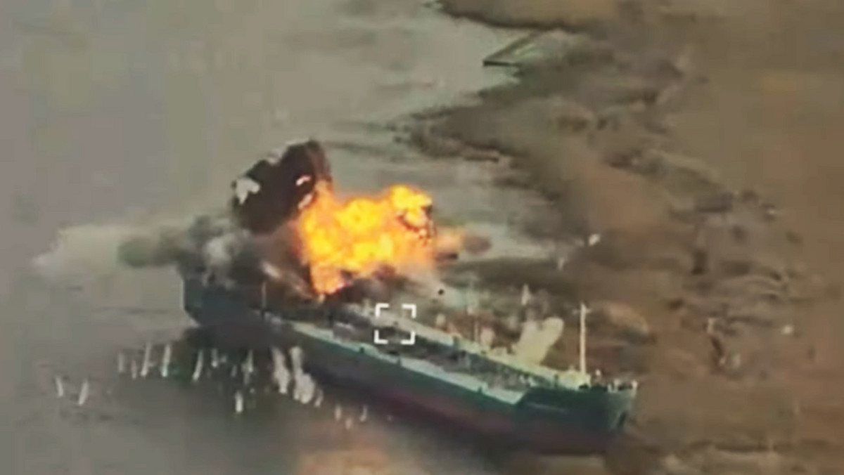 Rosyjski statek udawał tankowiec. Ukraińcy pokazali nagranie