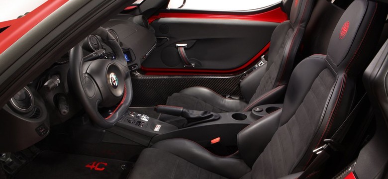 Szef "Top Gear" dla dziennik.pl: Jazda 4C jest jak gaszenie pragnienia haustami espresso