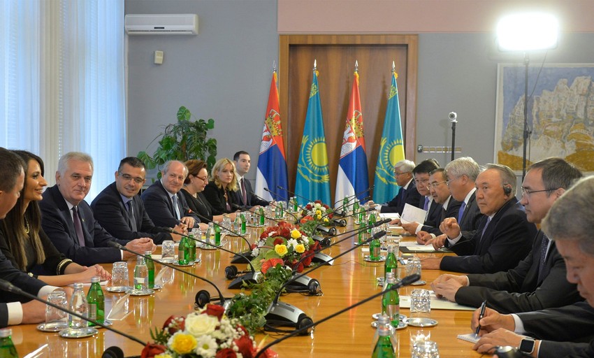 Sastanak dve delegacije