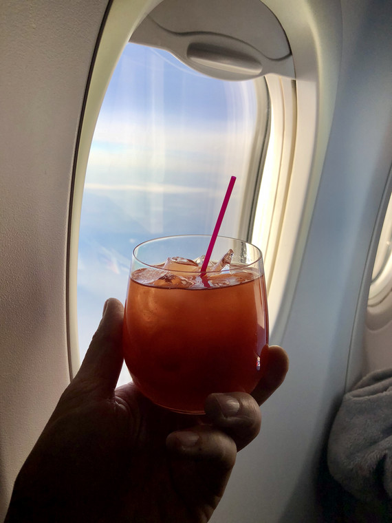 Bloody Mary — popularny drink nie tylko w barze, ale na pokładzie samolotu.