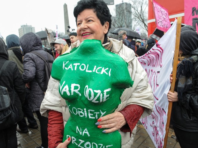 XVII MANIFA PRZESZŁA PRZEZ WARSZAWĘ