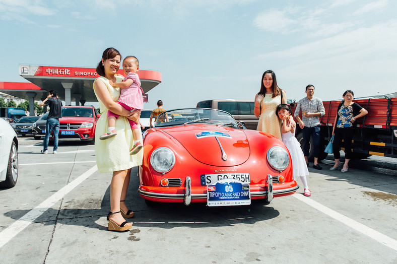 Klasyczne Porsche na trasach rajdów