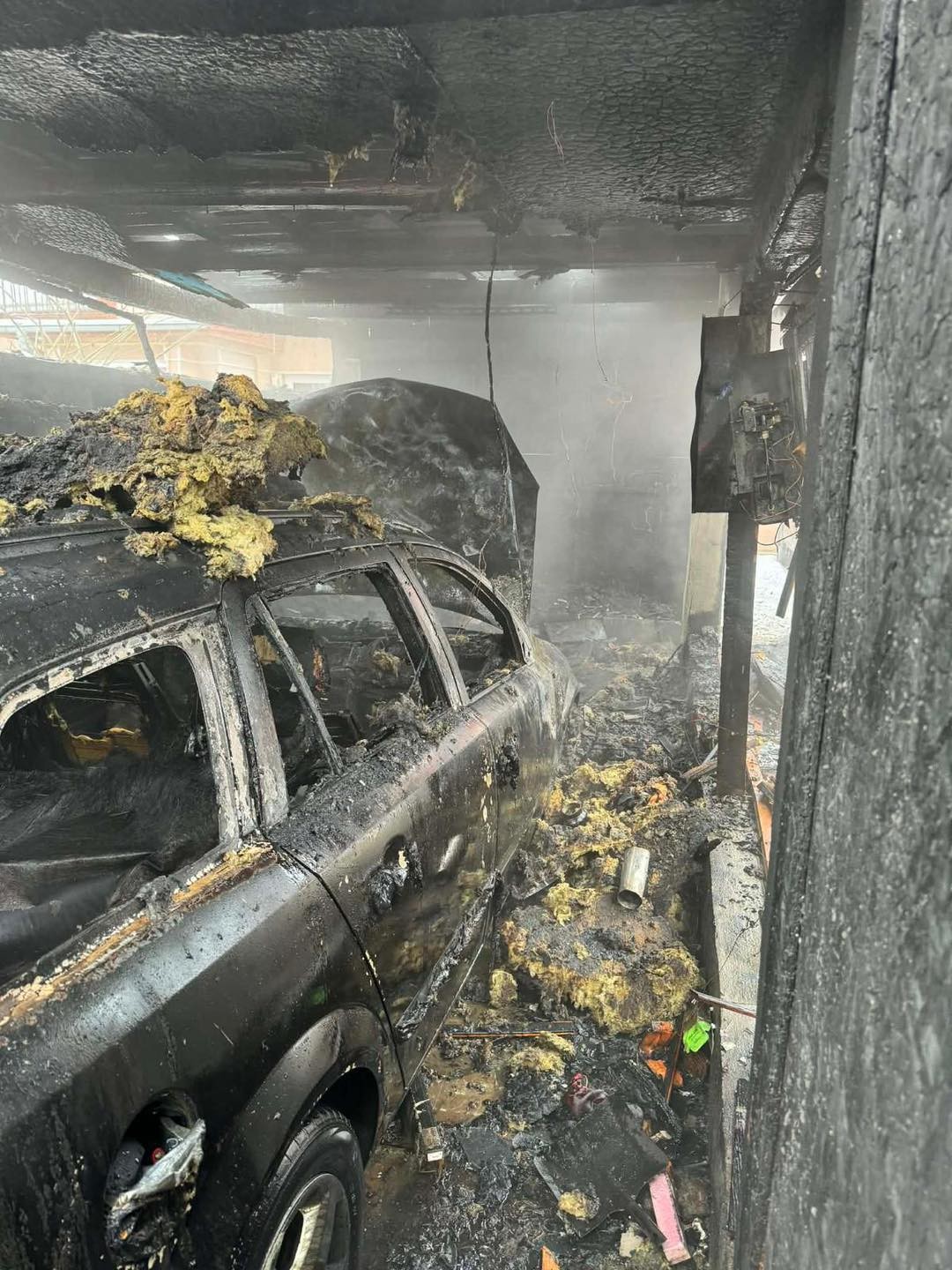 Vo Veľkom Mederi horela garáž.