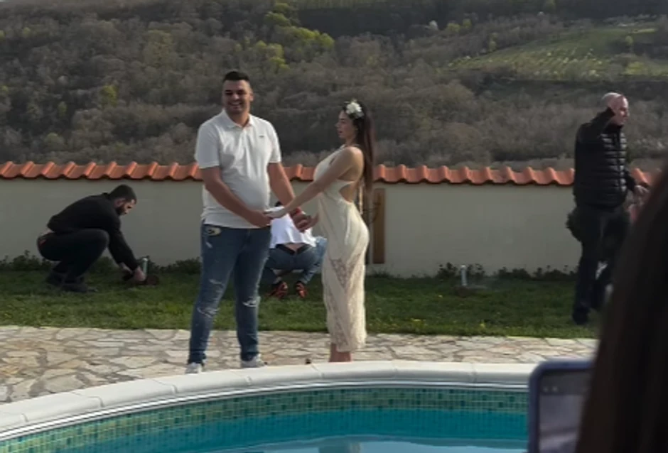 Adam Đogani postaje otac